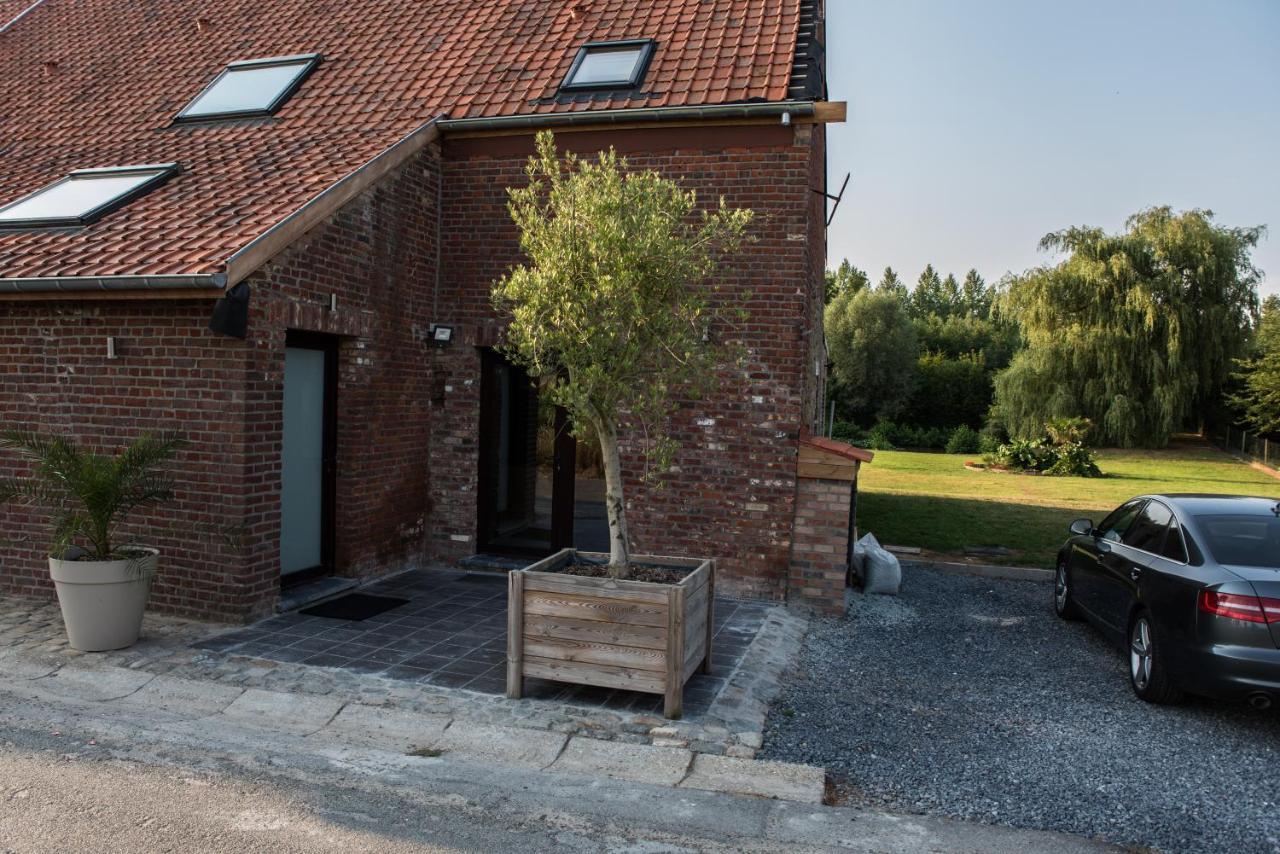 Au Petit Canteleu - Bed & Breakfast Beloeil Kültér fotó