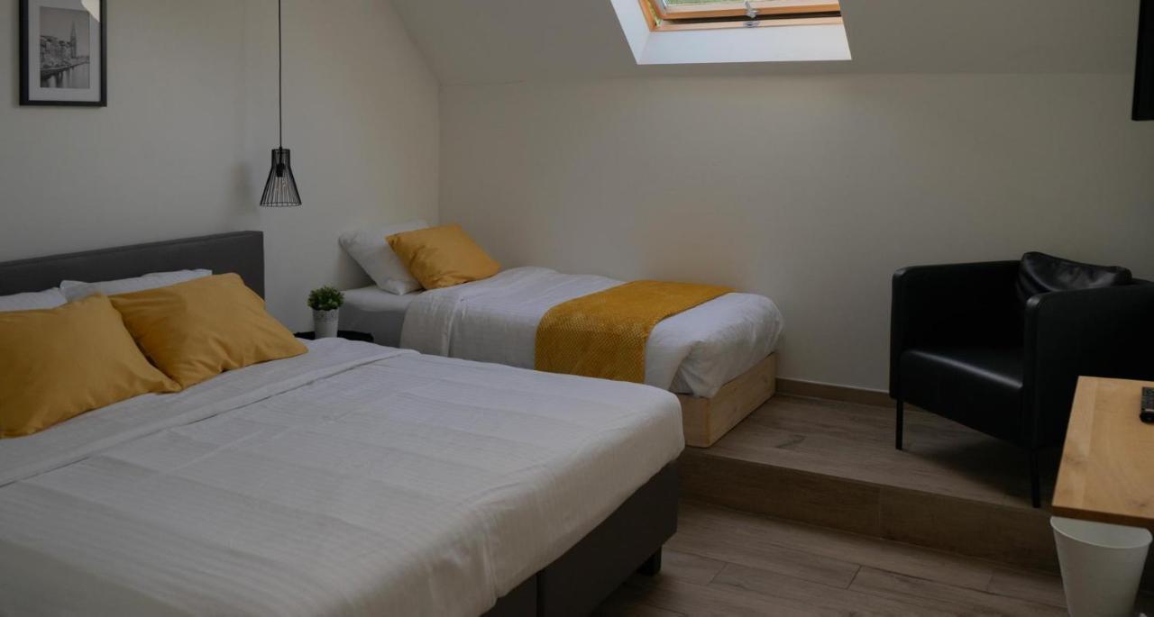 Au Petit Canteleu - Bed & Breakfast Beloeil Kültér fotó